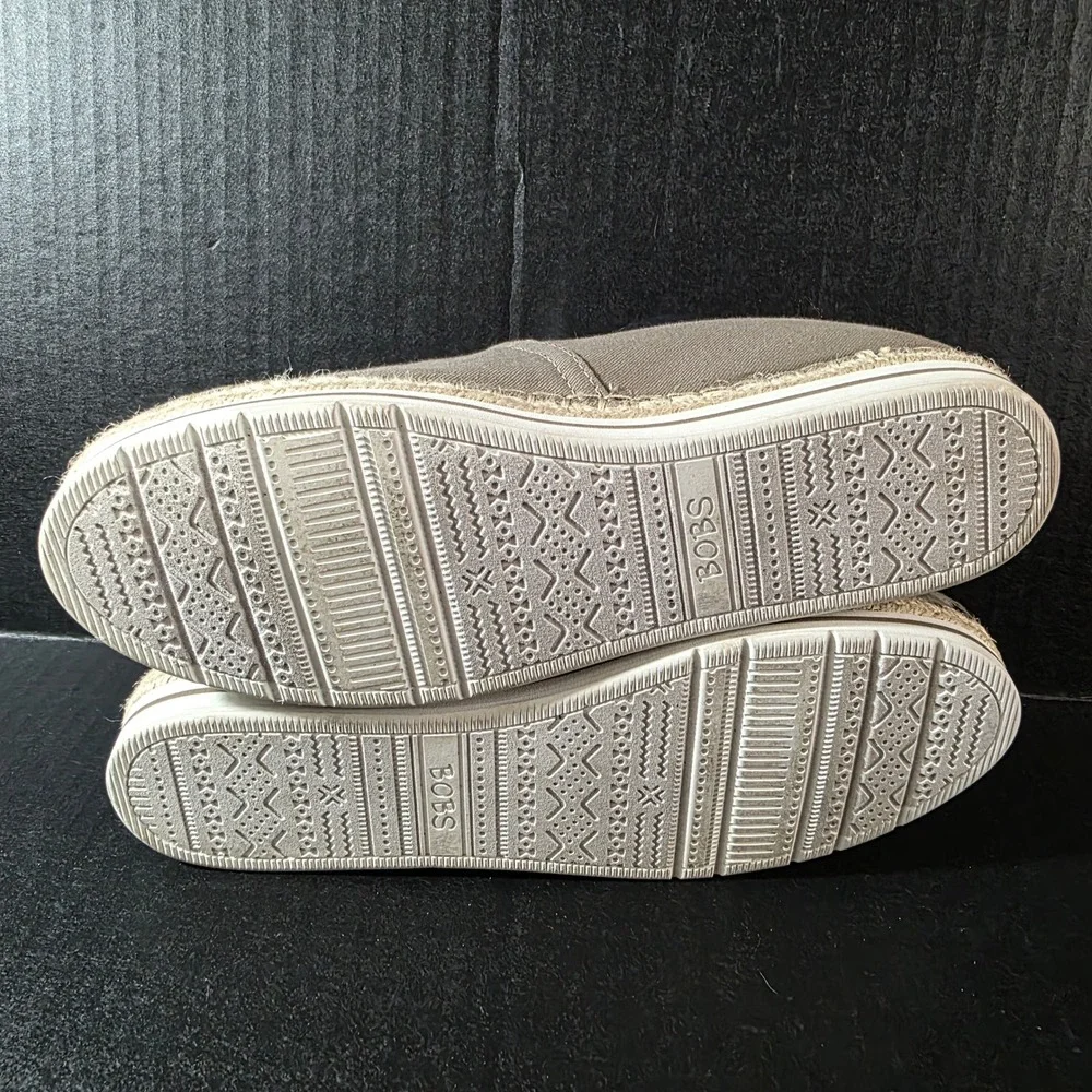 Skechers BOBS Highlights 2.0 Homestretch Womens Taupe Espadrille Slip On W9.5